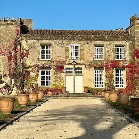 Château 14e Siècle Vue Panoramique Sur Les Vignes * Le Tourne
